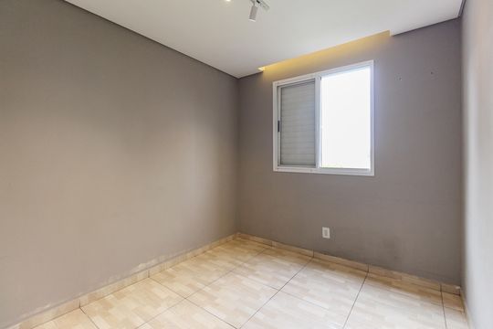 Quarto 2 de apartamento para alugar com 2 quartos, 45m² em Colônia (zona Leste), São Paulo
