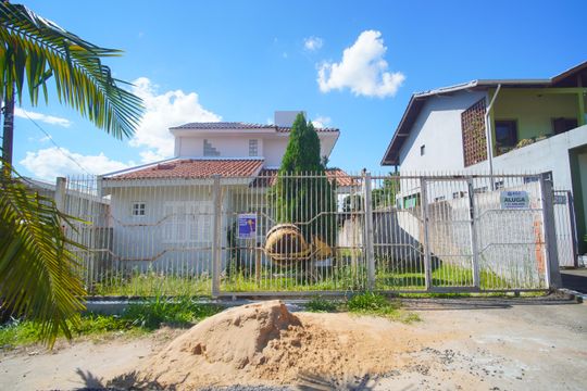 Fachada de casa para alugar com 3 quartos, 110m² em Campestre, São Leopoldo