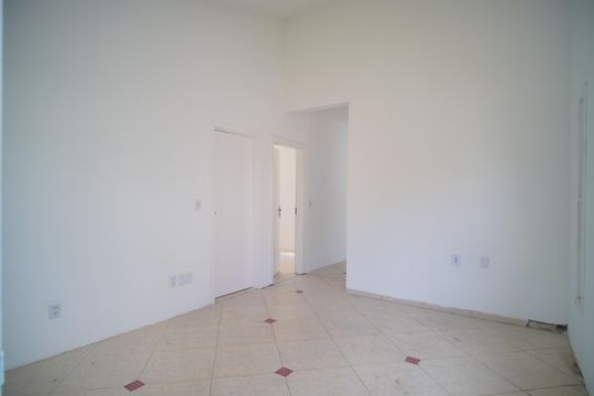 Sala 1 de casa à venda com 6 quartos, 250m² em Campestre, São Leopoldo