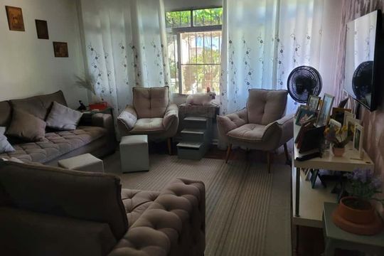 Casa à venda com 4 quartos, 254m² em Tucuruvi, São Paulo