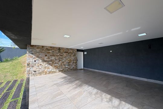 Garagem de casa de condomínio para alugar com 4 quartos, 362m² em Parque Cecap, Jundiaí
