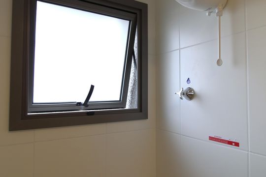 Banheiro de apartamento para alugar com 2 quartos, 38m² em Vila Nova Conceição, São Paulo