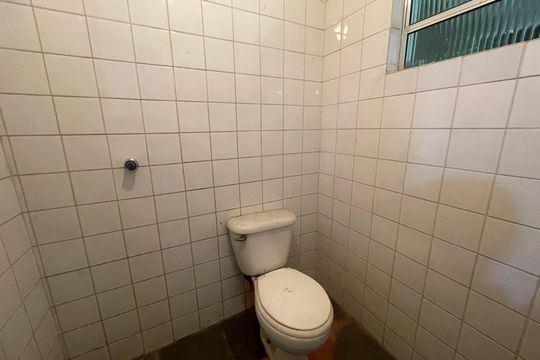 Casa para alugar com 1 quarto, 100m² em Vila Santo Antônio, Cotia