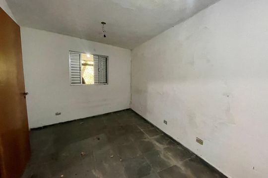 Casa para alugar com 1 quarto, 100m² em Vila Santo Antônio, Cotia