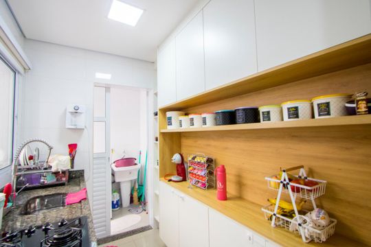 Cozinha de apartamento à venda com 2 quartos, 59m² em Jardim Las Vegas, Santo André