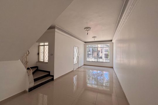 Casa para alugar com 3 quartos, 230m² em Vila Clementino, São Paulo