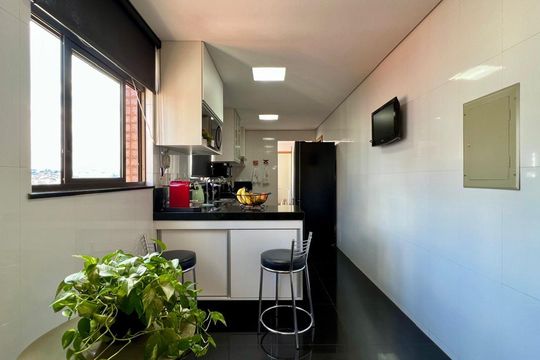 cozinha de apartamento à venda com 4 quartos, 145m² em Ipiranga, Belo Horizonte