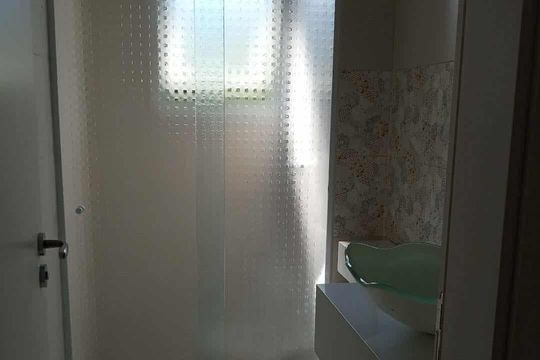 Banheiro de apartamento para alugar com 2 quartos, 60m² em Lajeado, Cotia