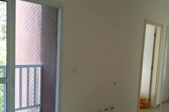 Sala de apartamento para alugar com 2 quartos, 60m² em Lajeado, Cotia
