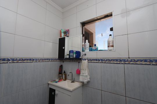 Banheiro Social de casa à venda com 3 quartos, 203m² em Vila Divina Pastora, São Paulo