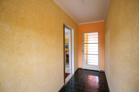 Corredor de casa para alugar com 3 quartos, 380m² em Jardim Simus, Sorocaba
