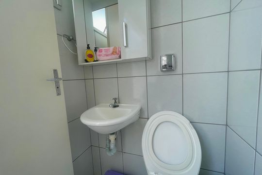 Banheiro 2 de casa à venda com 2 quartos, 70m² em Jardim Flor do Campo, Guarulhos