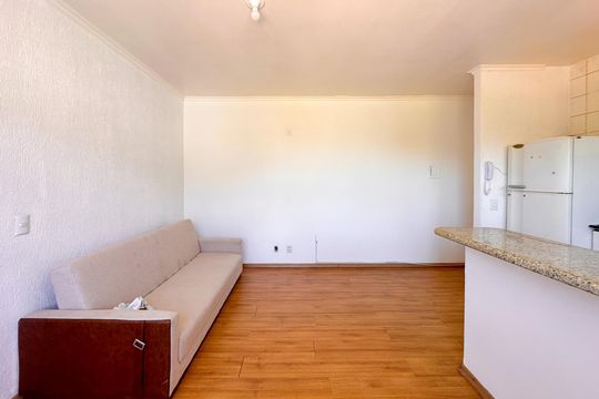 Sala de apartamento para alugar com 2 quartos, 55m² em Sertão do Maruim, São José