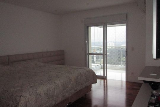 Apartamento para alugar com 4 quartos, 266m² em Jurubatuba, São Paulo