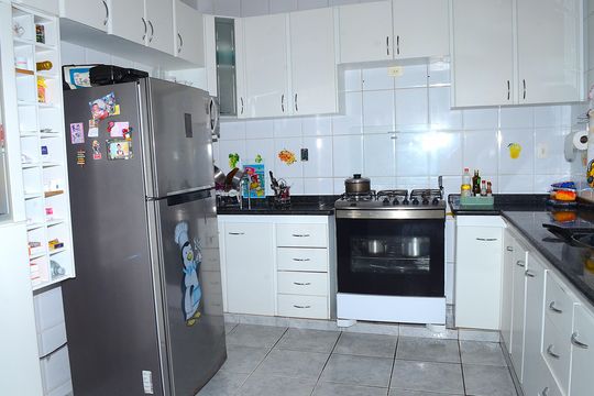 Cozinha de casa à venda com 3 quartos, 167m² em Vitoria, Belo Horizonte