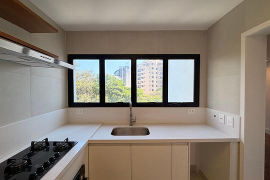 Apartamento à venda com 3 quartos, 180m² em Indianópolis, São Paulo