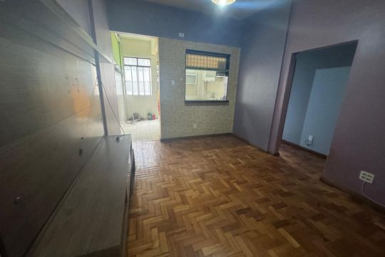 Apartamento à venda com 2 quartos, 76m² em Centro, Belo Horizonte