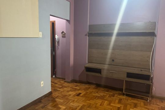 Apartamento à venda com 2 quartos, 76m² em Centro, Belo Horizonte