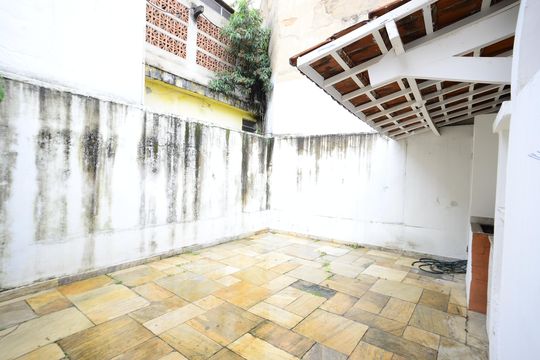 Casa para alugar com 2 quartos, 275m² em Vila Deodoro, São Paulo
