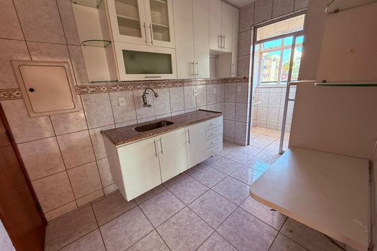 Apartamento para alugar com 3 quartos, 200m² em Bairro da Glória, Contagem