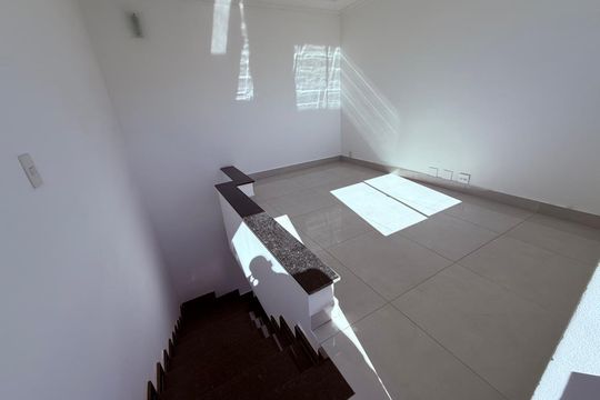 Apartamento à venda com 3 quartos, 200m² em Bairro da Glória, Contagem