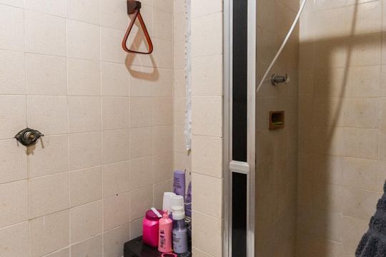 Banheiro de apartamento à venda com 3 quartos, 86m² em Tijuca, Rio de Janeiro