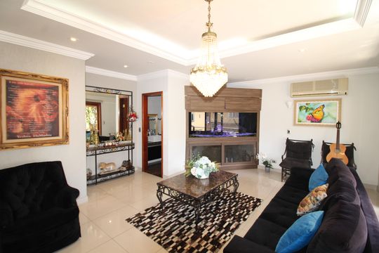 Sala 2 de casa à venda com 6 quartos, 388m² em Tucuruvi, São Paulo