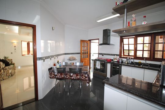 Cozinha 2 de casa à venda com 6 quartos, 388m² em Tucuruvi, São Paulo