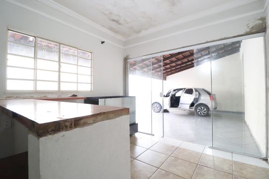 Sala de casa para alugar com 3 quartos, 150m² em Carajás, Uberlândia