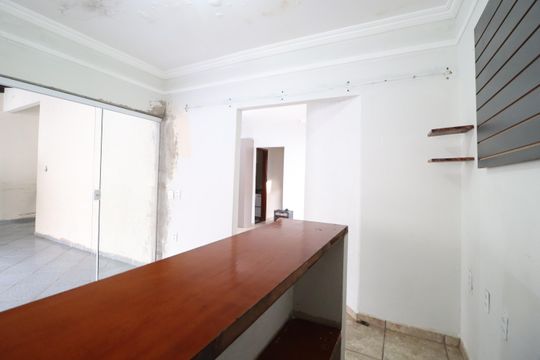 Sala de casa para alugar com 3 quartos, 150m² em Carajás, Uberlândia