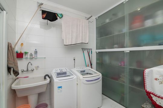 Área de Serviço de casa de condomínio para alugar com 5 quartos, 340m² em Parque Ortolândia, Hortolândia
