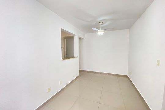 Sala de apartamento à venda com 2 quartos, 48m² em Lins de Vasconcelos, Rio de Janeiro