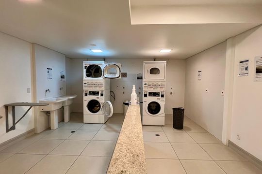 Lavanderia de kitnet/studio para alugar com 1 quarto, 33m² em Pinheiros, São Paulo