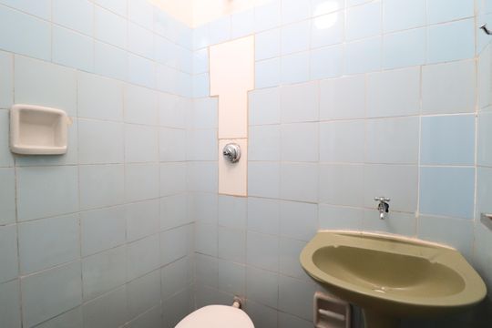 Casa para alugar com 8 quartos, 250m² em Saraiva, Uberlândia