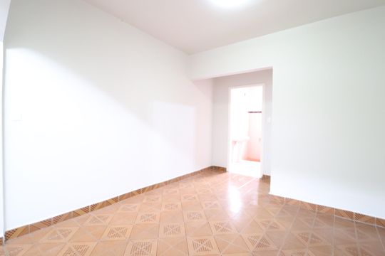Casa para alugar com 8 quartos, 250m² em Saraiva, Uberlândia