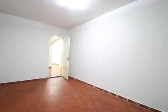 Casa para alugar com 8 quartos, 250m² em Saraiva, Uberlândia