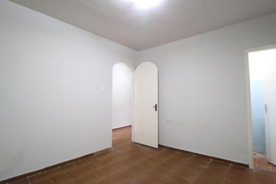 Casa para alugar com 8 quartos, 250m² em Saraiva, Uberlândia