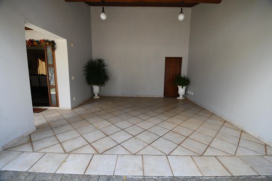 Garagem de casa à venda com 3 quartos, 280m² em Jardim Santana, Campinas