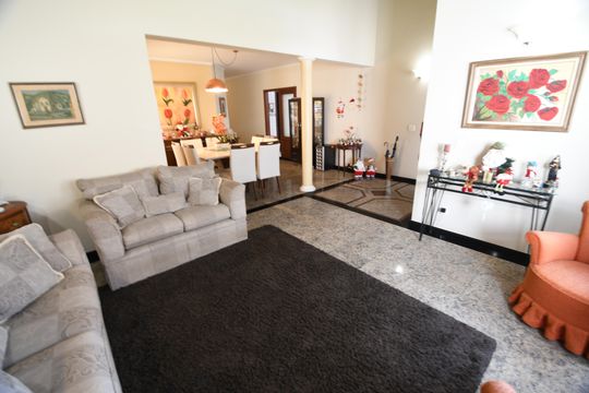 Casa à venda com 3 quartos, 280m² em Jardim Santana, Campinas