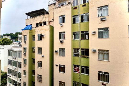 Vista da Sala de apartamento à venda com 2 quartos, 60m² em Centro, Rio de Janeiro
