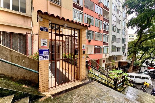 Apartamento à venda com 2 quartos, 60m² em Centro, Rio de Janeiro