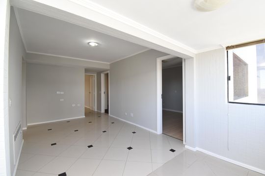 Sala 2 de apartamento à venda com 3 quartos, 165m² em Bigorrilho, Curitiba