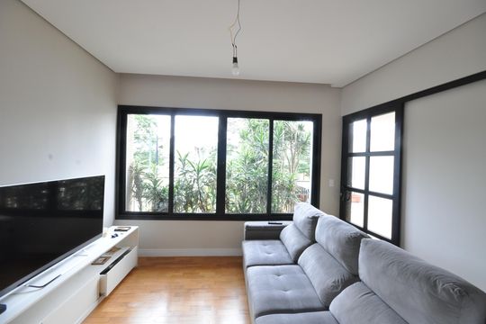 Sala de casa para alugar com 3 quartos, 500m² em Tremembé, São Paulo