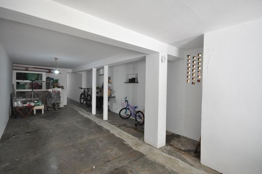 Garagem de casa para alugar com 3 quartos, 500m² em Tremembé, São Paulo
