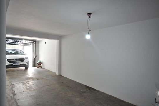 Garagem de casa para alugar com 3 quartos, 500m² em Tremembé, São Paulo