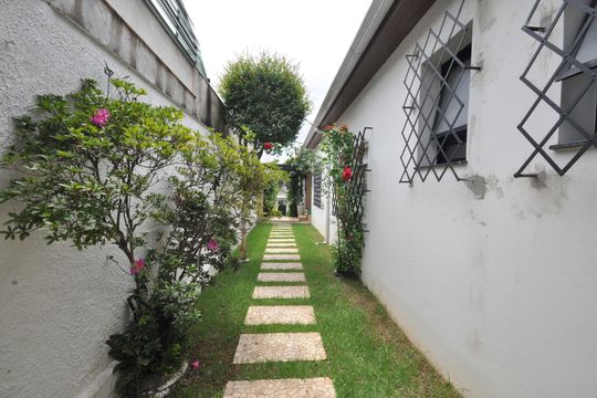 Corredor de casa para alugar com 3 quartos, 500m² em Tremembé, São Paulo