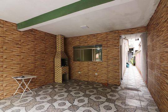 Garagem de casa para alugar com 2 quartos, 125m² em Jardim Thelma, São Bernardo do Campo