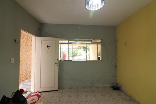 Sala  de casa para alugar com 2 quartos, 125m² em Jardim Thelma, São Bernardo do Campo