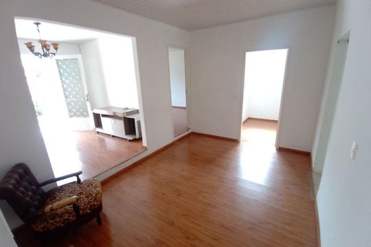 Casa à venda com 3 quartos, 100m² em Rubem Berta, Porto Alegre