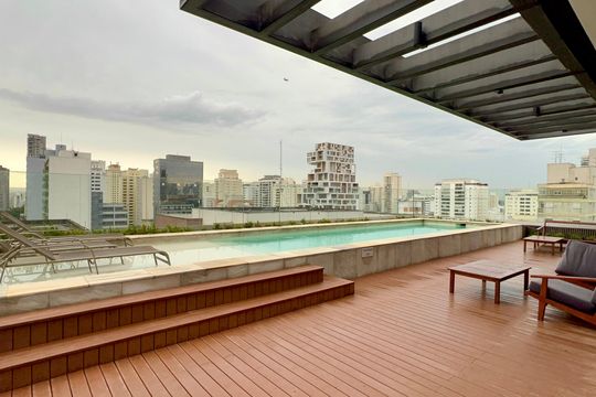 Piscina de kitnet/studio à venda com 1 quarto, 25m² em Pinheiros, São Paulo